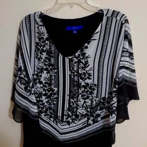 Tshirt, size XXL, black and white, from Apt 9